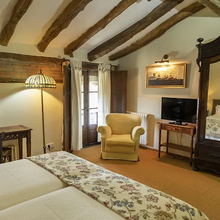 La Casona De 3*